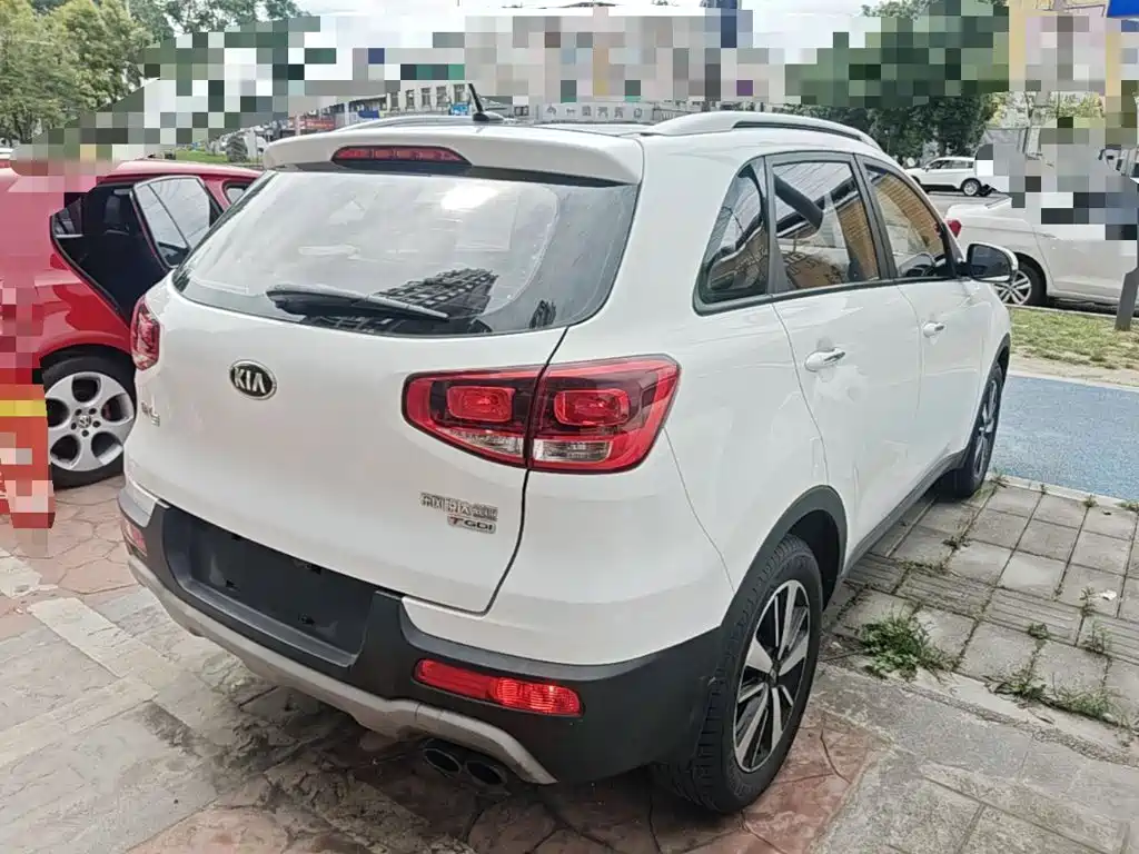 Kia KX3 2017 — фото 7