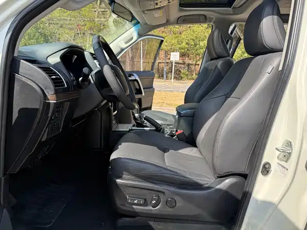 Toyota Prado 2018