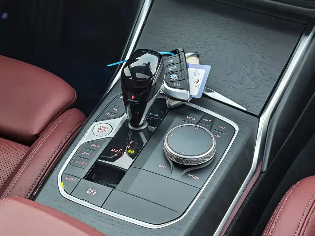 BMW 3 Series 2021 — фото 13