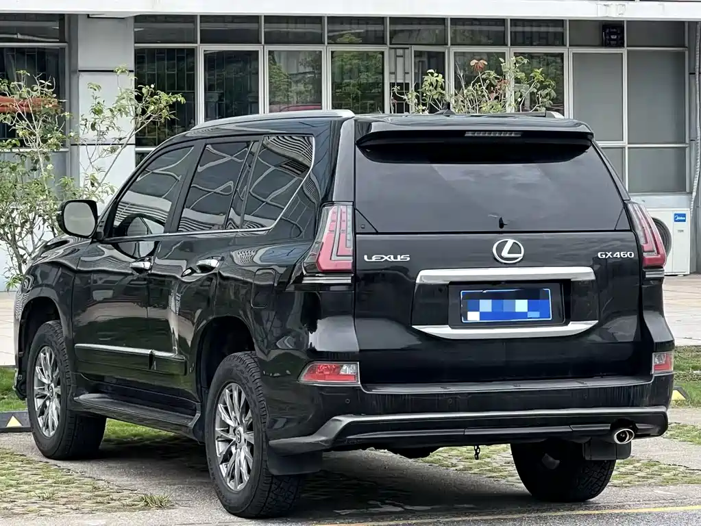 Lexus GX 2015 — фото 7