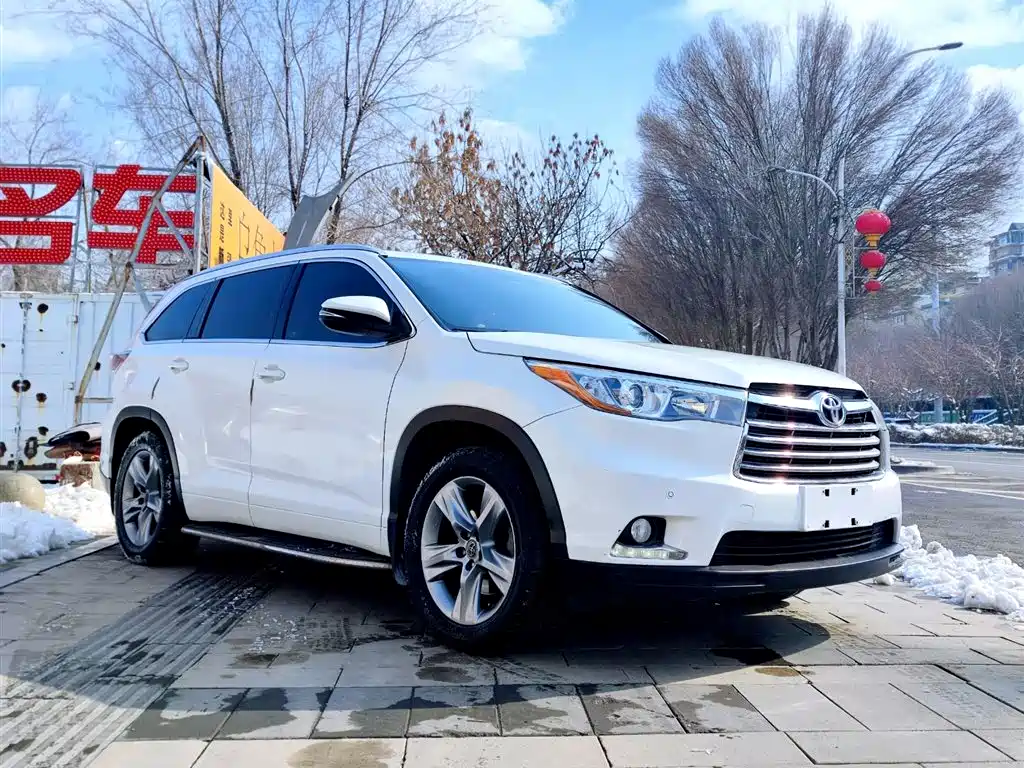 Toyota Highlander 2016 — фото 3