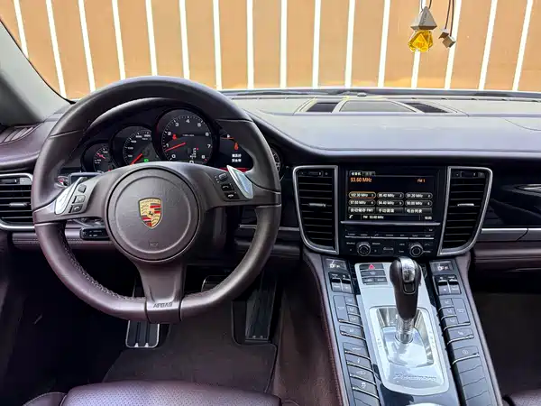 Porsche Panamera 2014