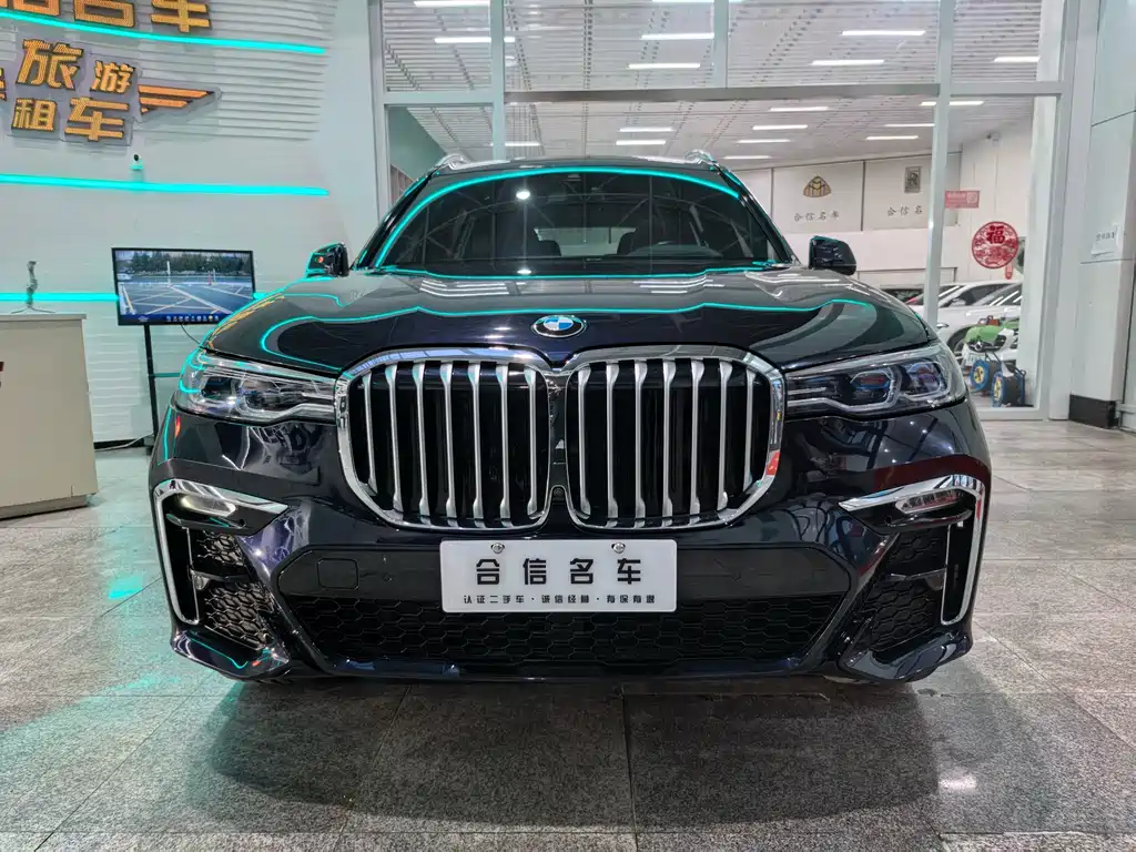 BMW X7 2022 — фото 2