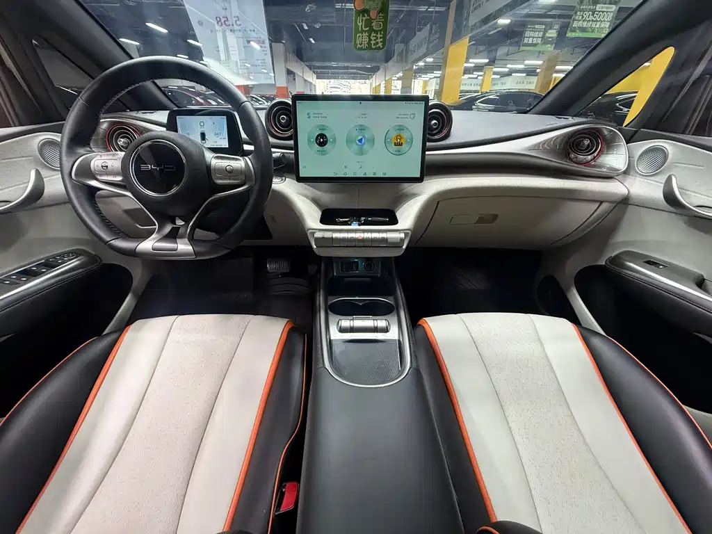 BYD Dolphin 2022 — фото 11