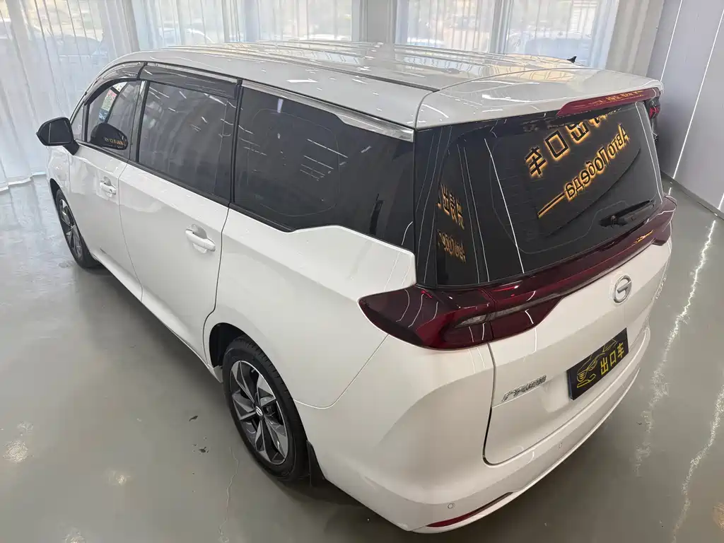 GAC Motor Trumpchi M6 2022 — фото 4