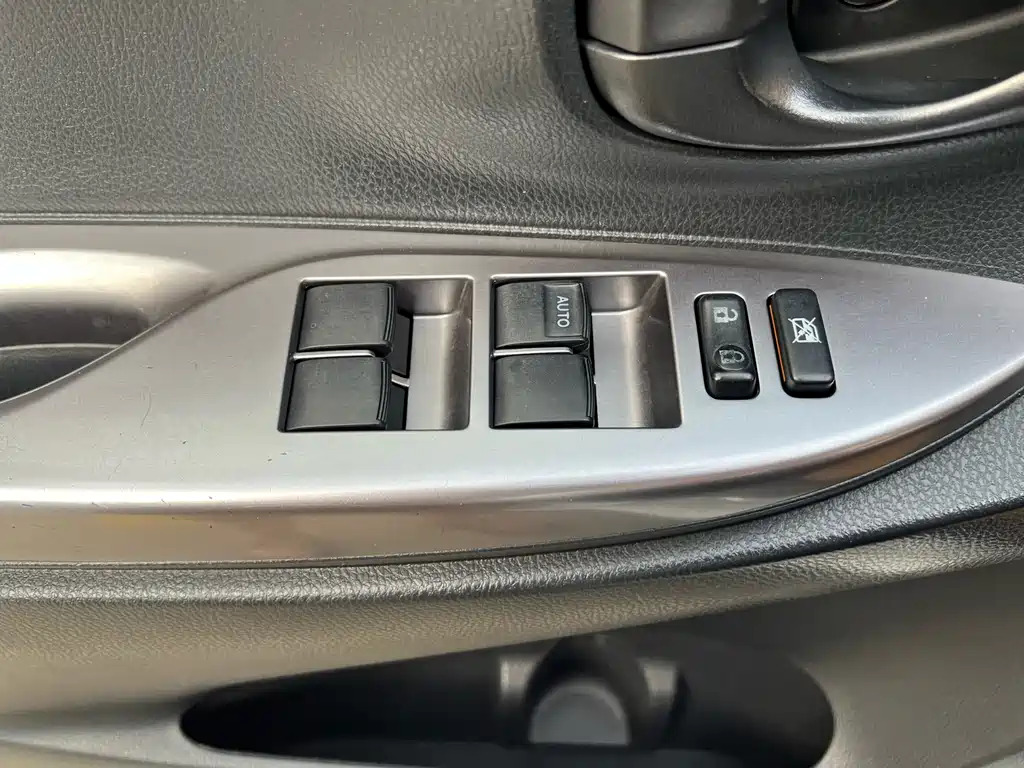 Toyota Vios 2014 — фото 12