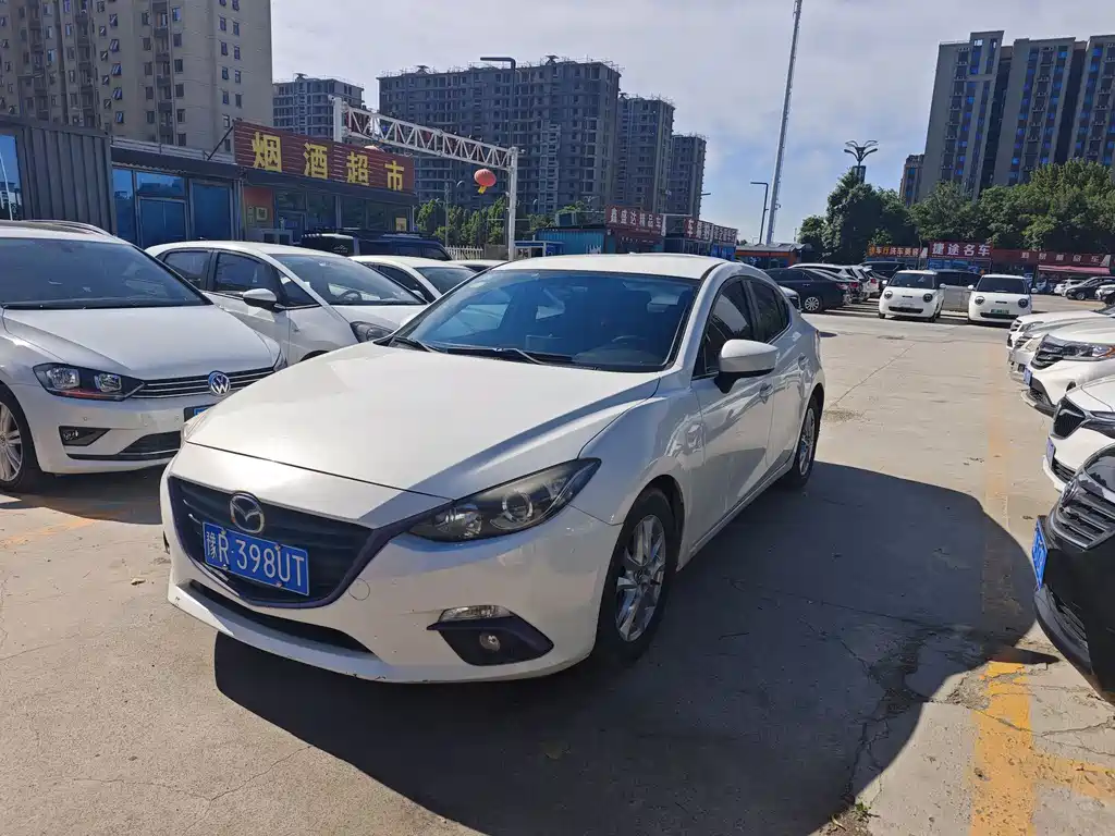 Mazda 3 Axela 2015