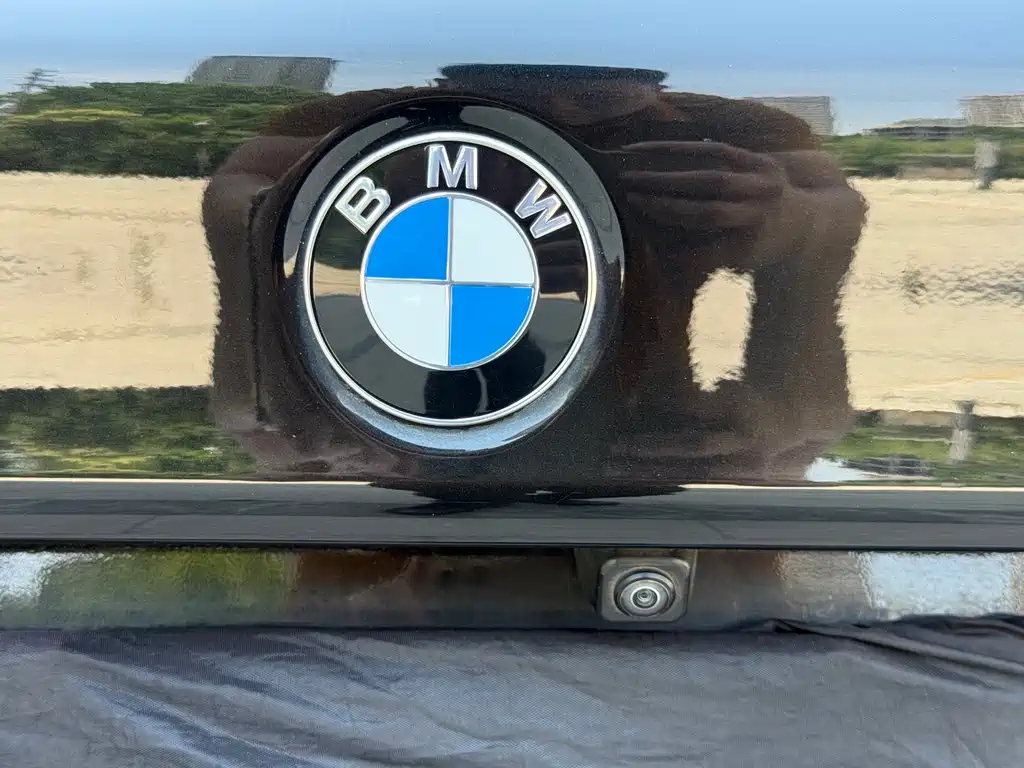 BMW 5 Series 2021 — фото 14