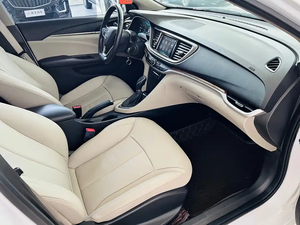 Buick Excelle 2019 — фото 19
