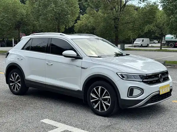 Volkswagen T-Roc 2023