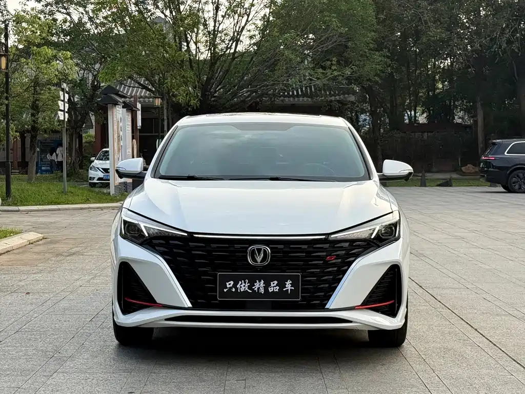 Changan Eado 2025 — фото 2