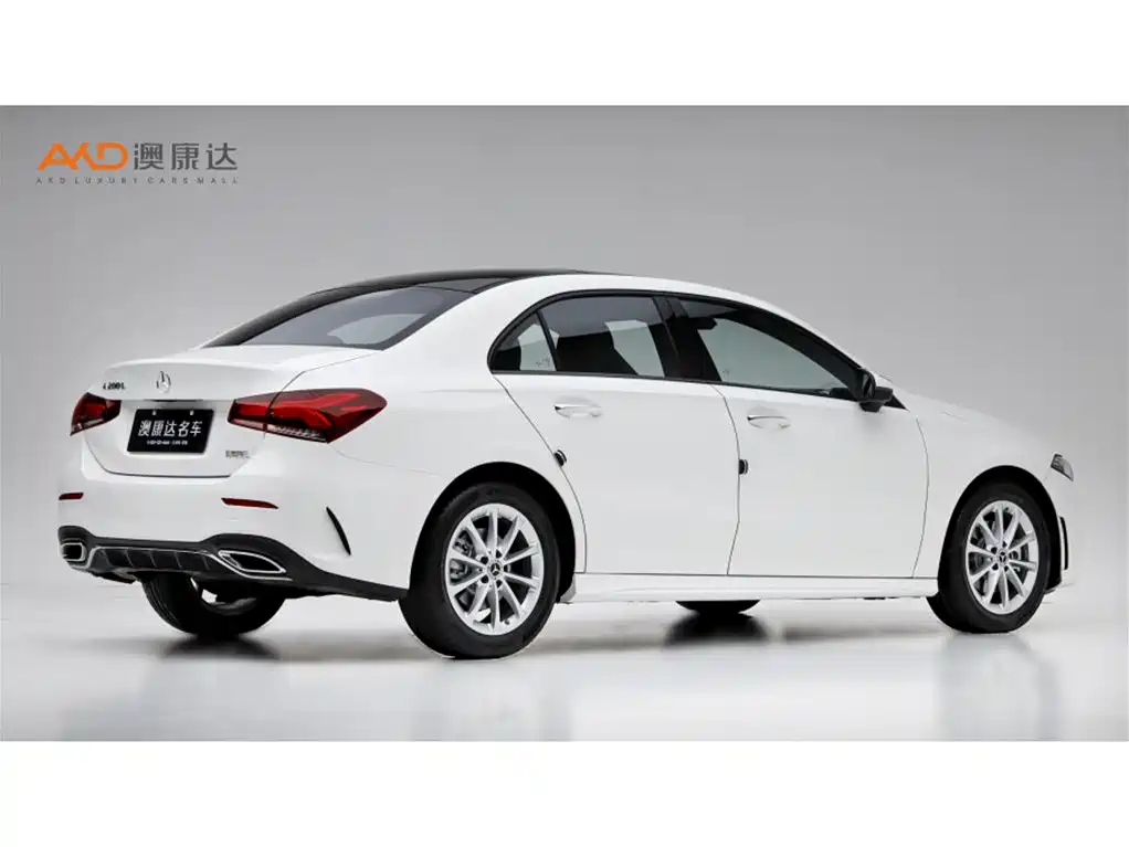 Mercedes-Benz A-Class 2022 — фото 3