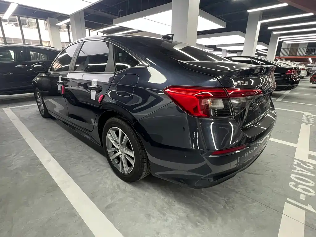 Honda Civic 2024 — фото 12