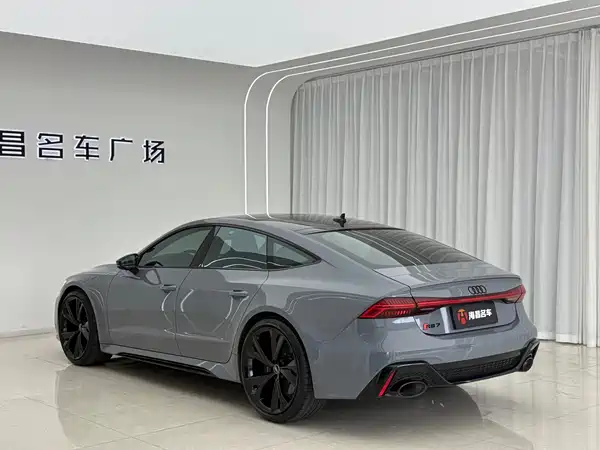 Audi RS 7 2021