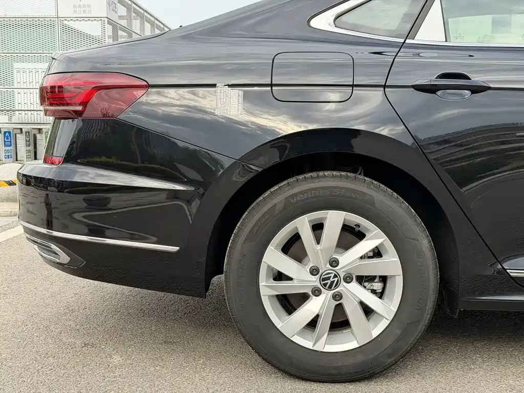 Volkswagen Passat PHEV 2026 — фото 20