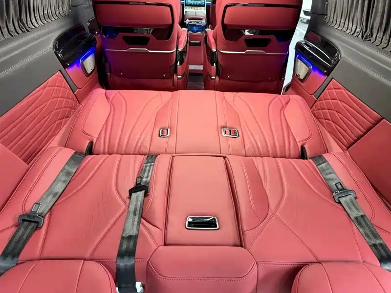 Mercedes-Benz Vito 2023 — фото 11