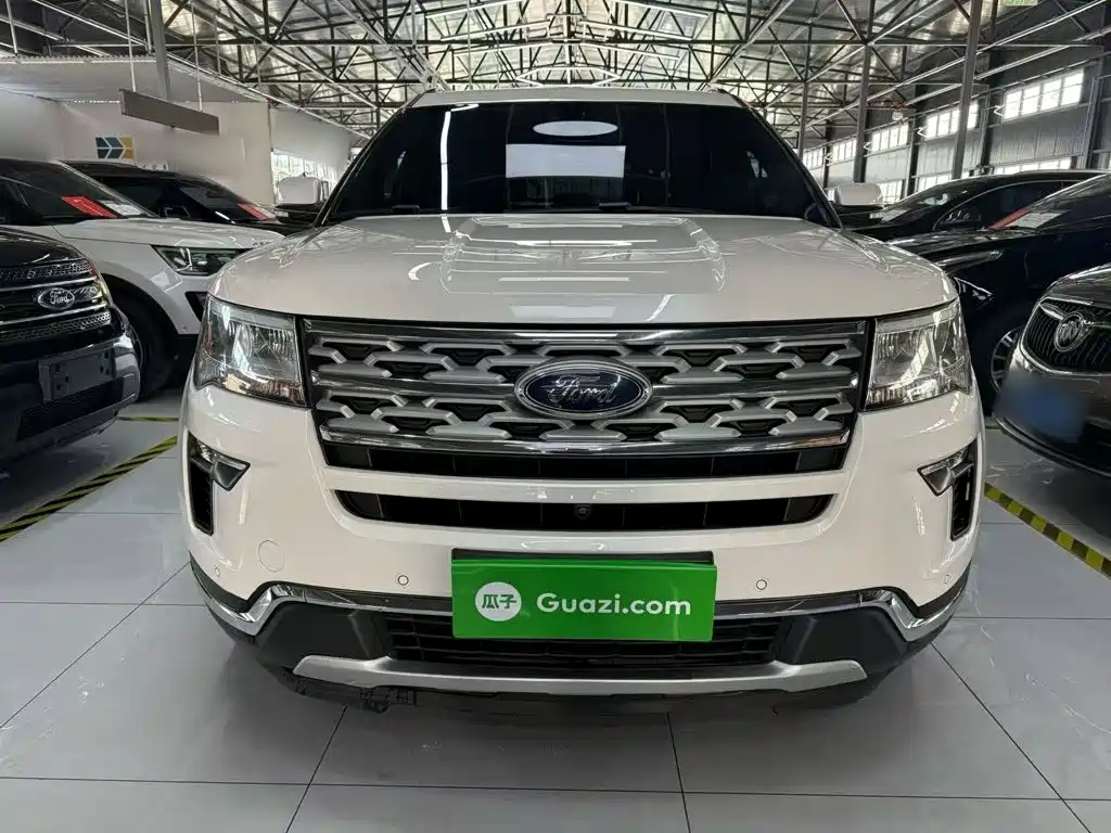 Ford Explorer 2019 — фото 3