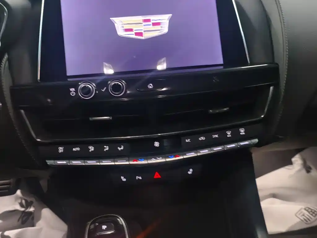 Cadillac CT5 2020 — фото 10