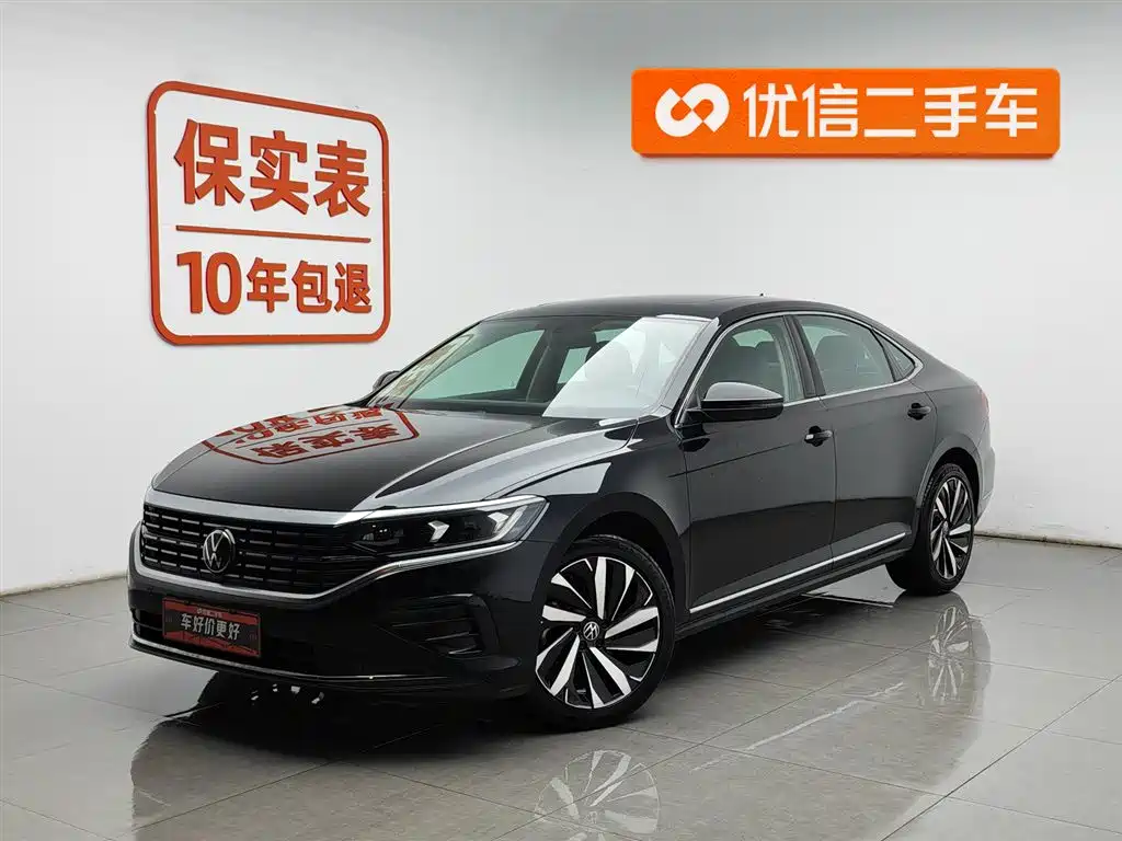 Volkswagen Passat 2022 — фото 1