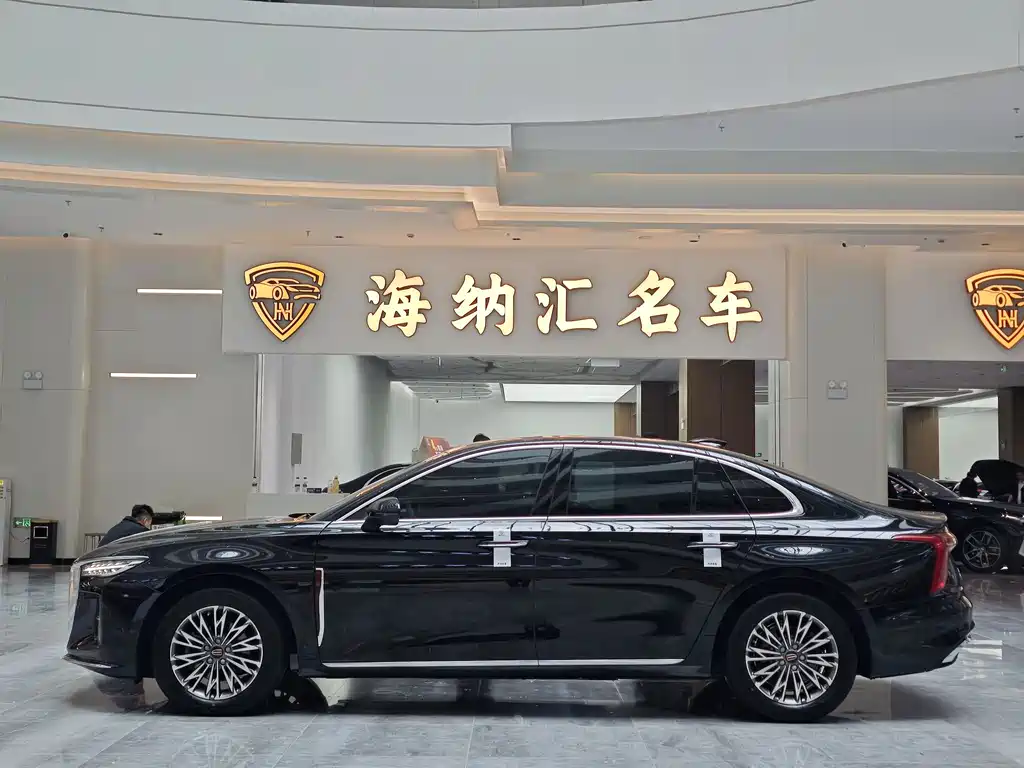 Hongqi H5 2025 — фото 2