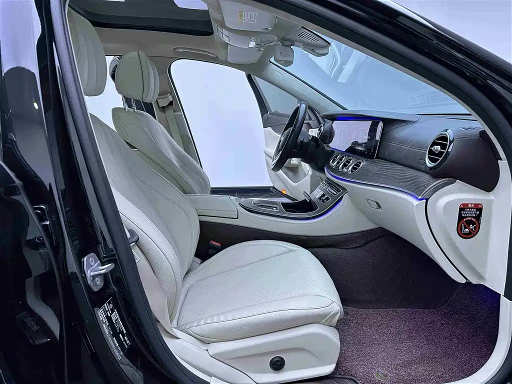 Mercedes-Benz E-Class 2019 — фото 10