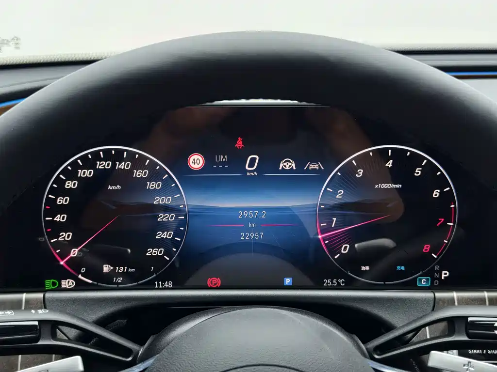 Mercedes-Benz E-Class 2025 — фото 33