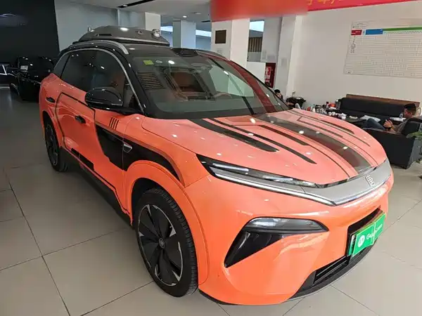 BYD Tang L 2025