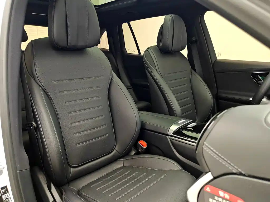 Mercedes-Benz GLC 2024