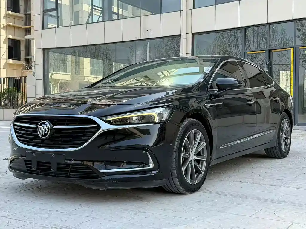 Buick LaCrosse 2021 — фото 1