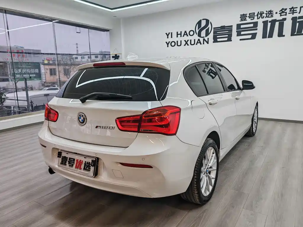 BMW 1 Series 2016 — фото 7