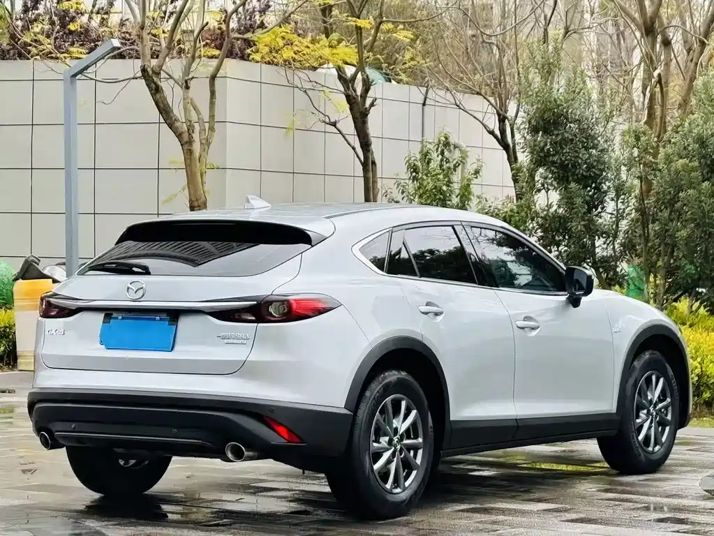 Mazda CX-4 2022 — фото 6
