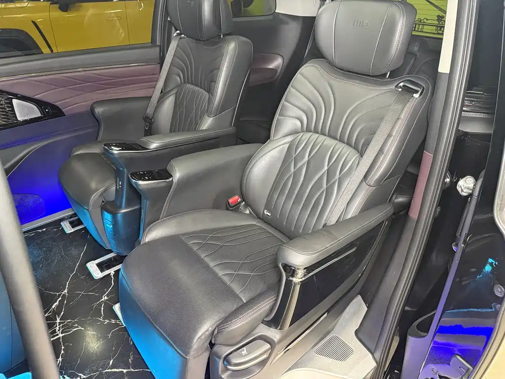 GAC Trumpchi M8 2024 — фото 10
