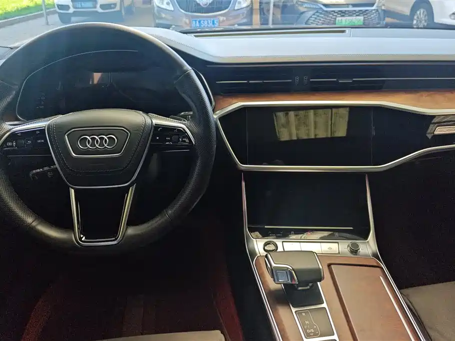 Audi A6L 2023 — фото 12