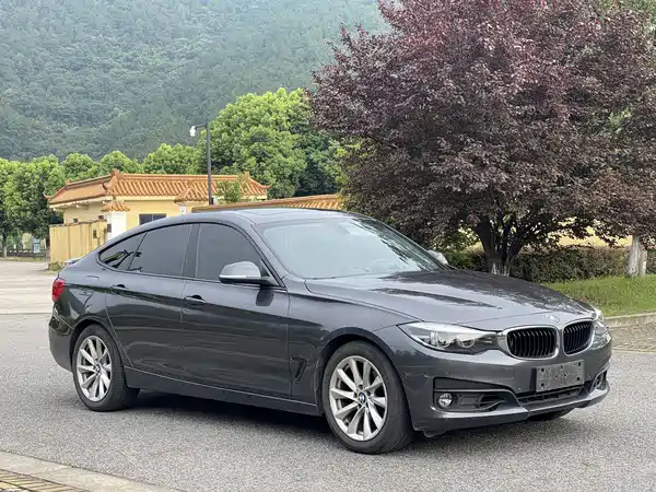 BMW 3 Series GT 2018