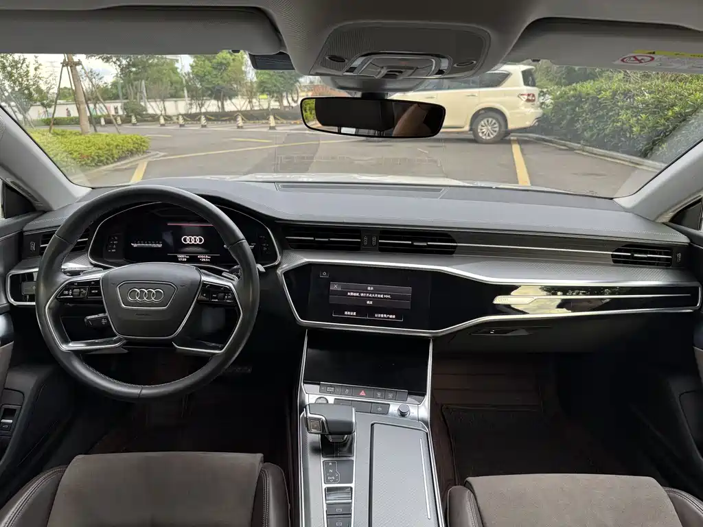 Audi A7L 2023 — фото 9
