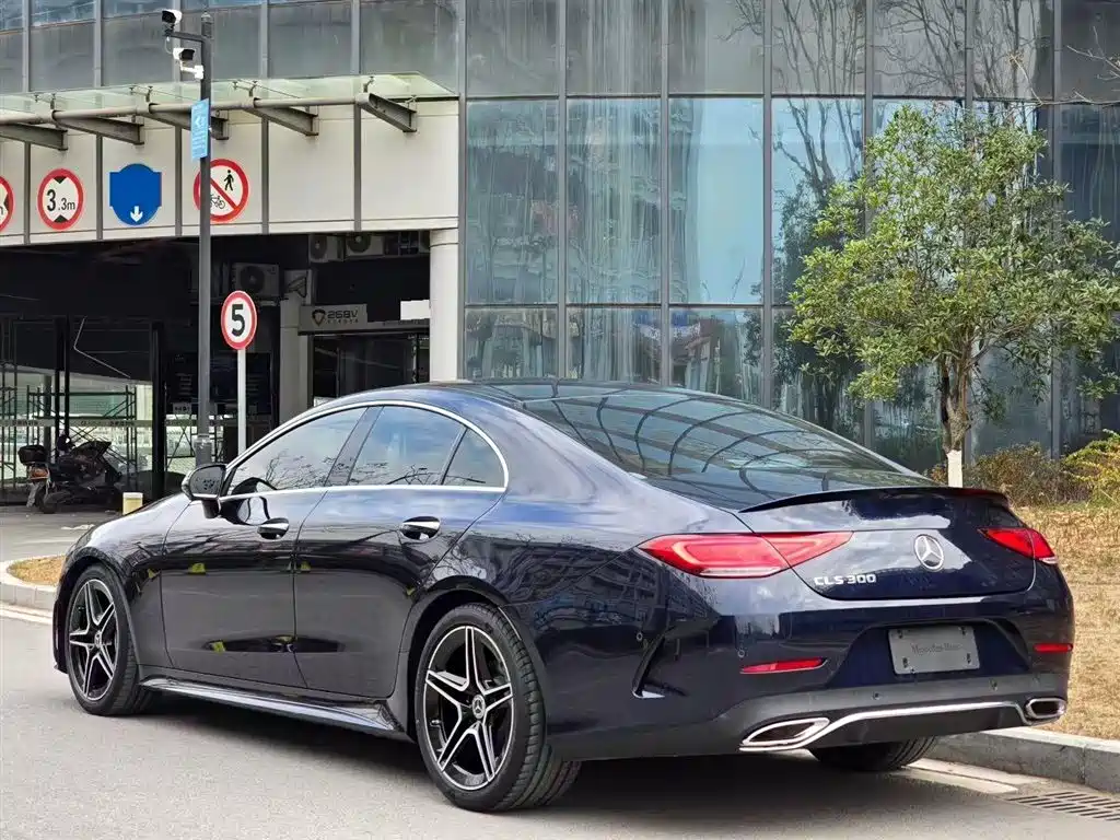 Mercedes-Benz CLS 2021 — фото 3