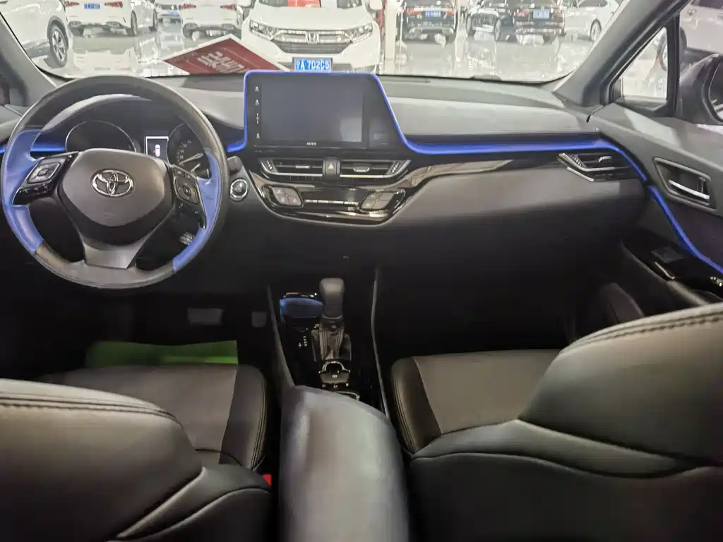 Toyota IZOA 2020 — фото 15
