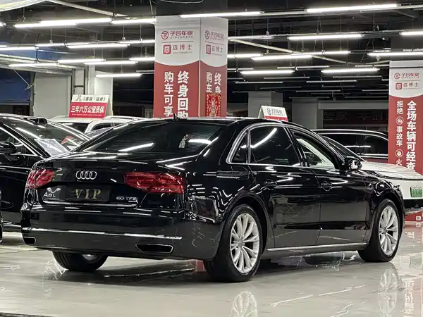 Audi A8 2014