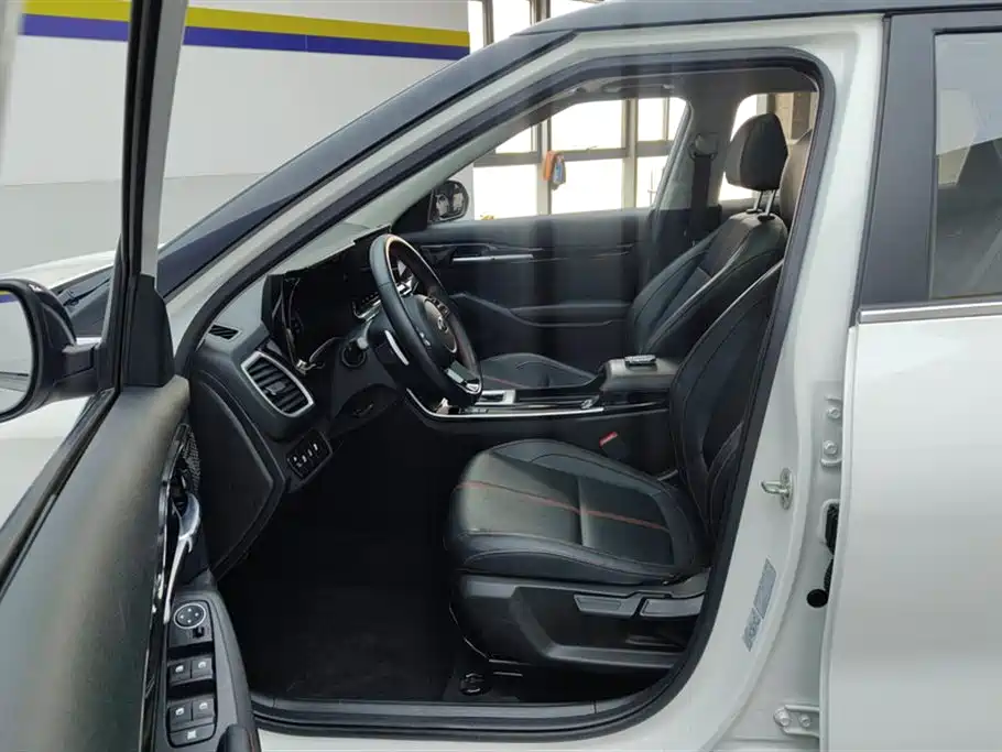Kia KX3 2020 — фото 9