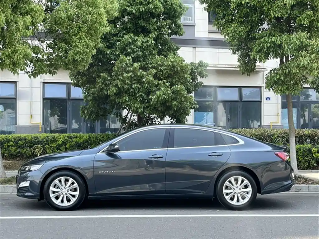 Chevrolet Malibu XL 2021 — фото 25