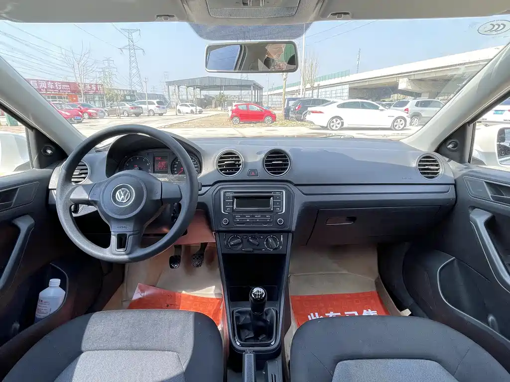 Volkswagen Jetta 2014