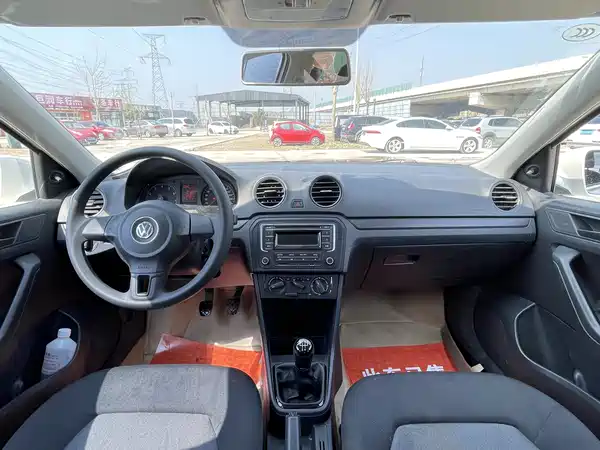 Volkswagen Jetta 2014