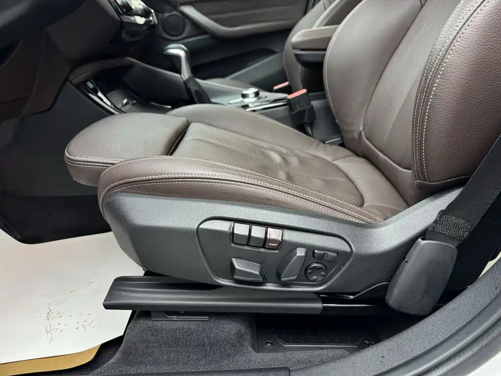 BMW X1 2019 — фото 14