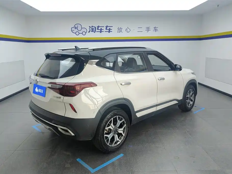 Kia KX3 2020 — фото 3