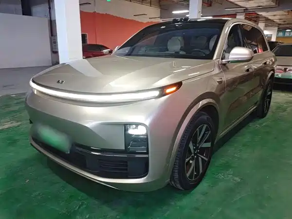 Li Auto L8 2023