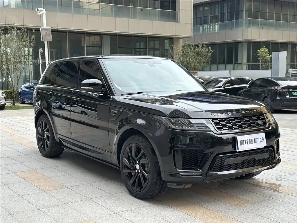 Land Rover Sport 2020 — фото 11