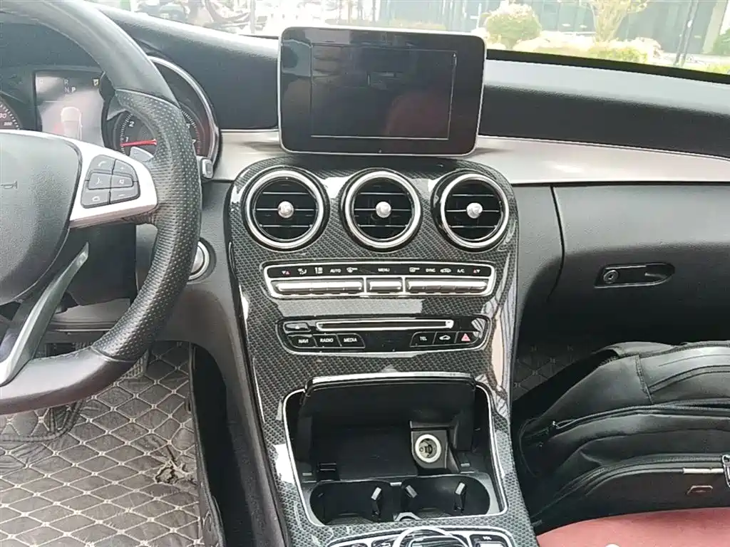 Mercedes-Benz C-Class 2018 — фото 13