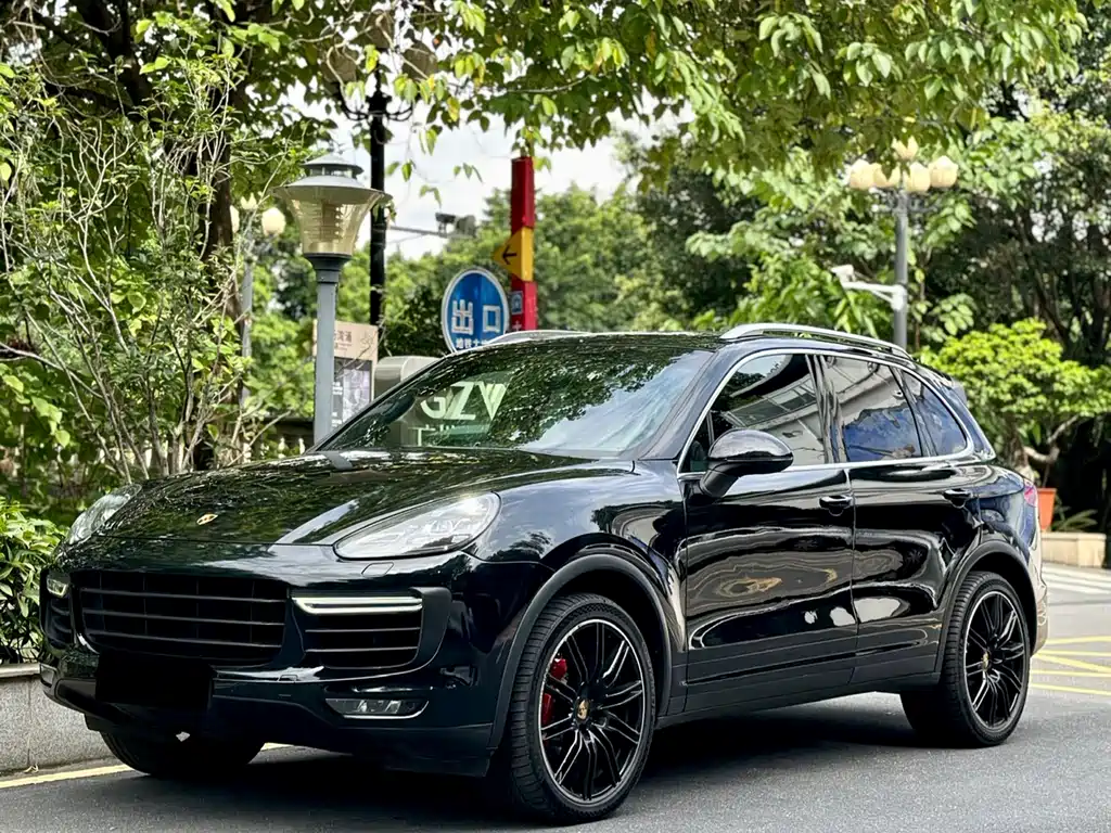 Porsche Cayenne 2015 — фото 7