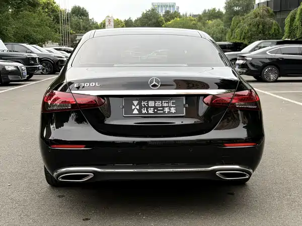 Mercedes-Benz E-Class 2023