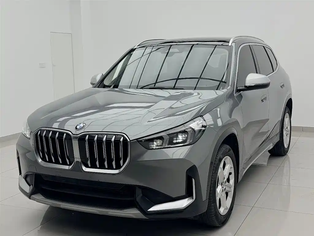 BMW X1 2023 — фото 1